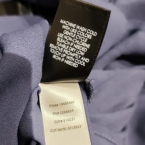 Torrid - Lizzie Georgette Button-Up Long Sleeve Shirt in Crown Blue Roebuck Blue - Picture 9 of 13